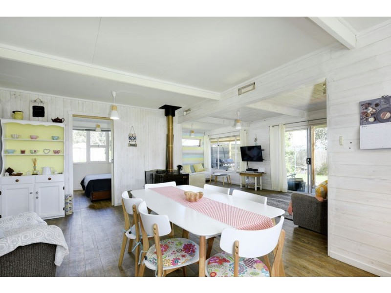 9 Harper Place, White Beach TAS 7184