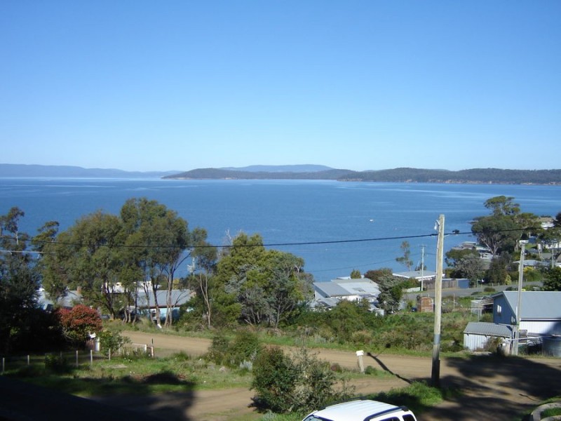 9 Broom Street, Primrose Sands TAS 7173