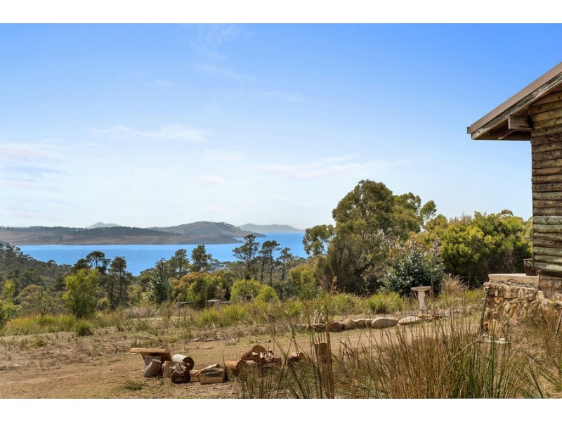 110 Happy Valley Road, Spring Beach TAS 7190