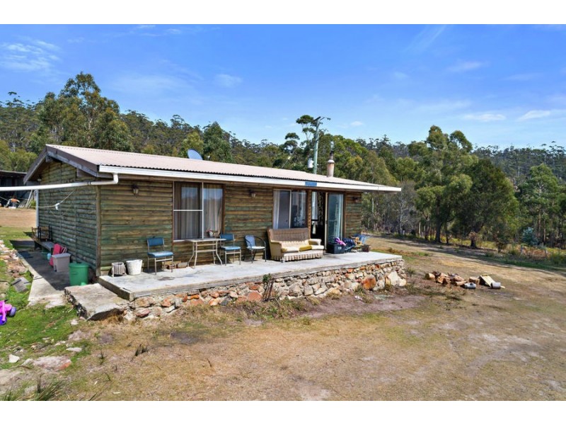 110 Happy Valley Road, Spring Beach TAS 7190