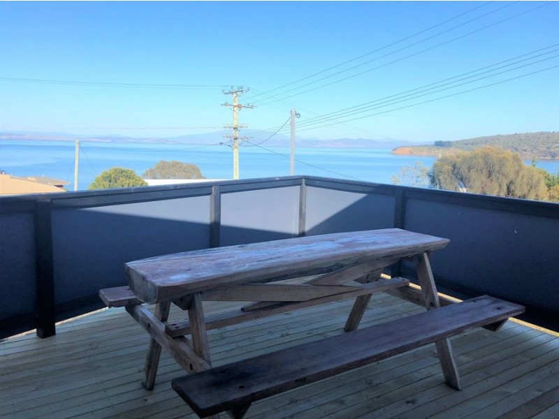 1 Rowan Avenue, Primrose Sands TAS 7173