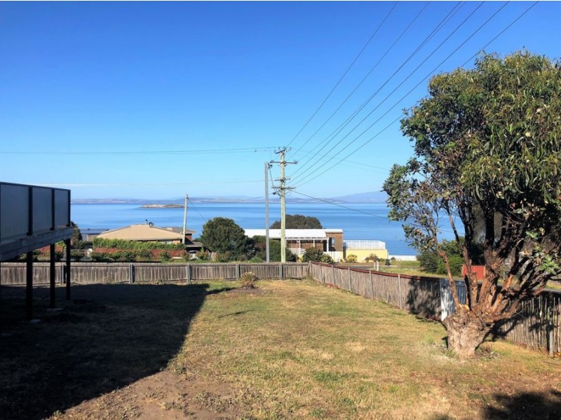 1 Rowan Avenue, Primrose Sands TAS 7173
