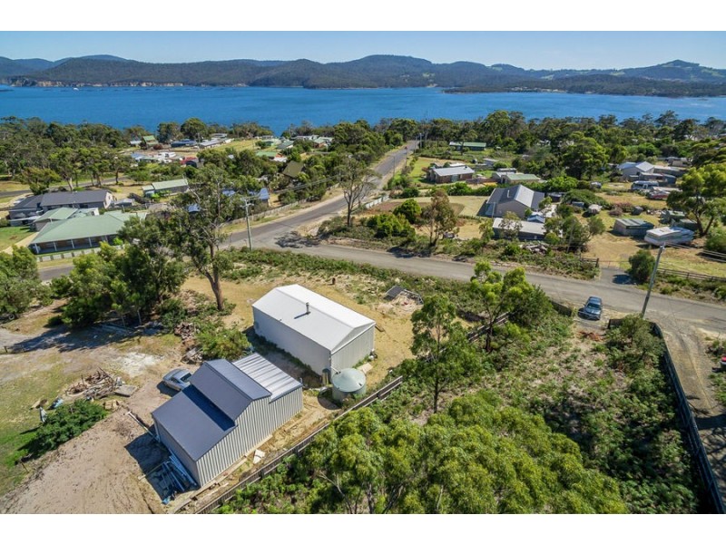 25 Skeggs Road, White Beach TAS 7184