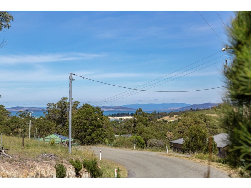 4 Grierson Drive, Forcett TAS 7173