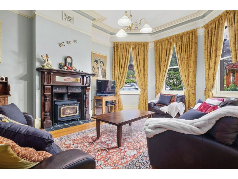 10 Swan Street, North Hobart TAS 7000