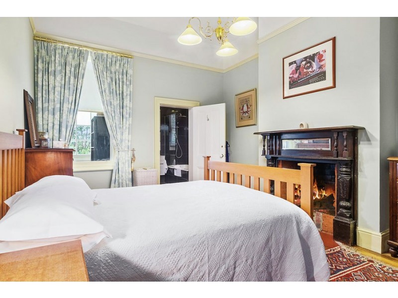 10 Swan Street, North Hobart TAS 7000