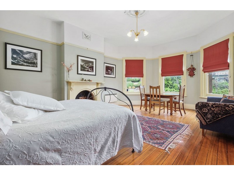 10 Swan Street, North Hobart TAS 7000