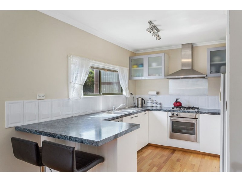 40 Skeggs Avenue, White Beach TAS 7184