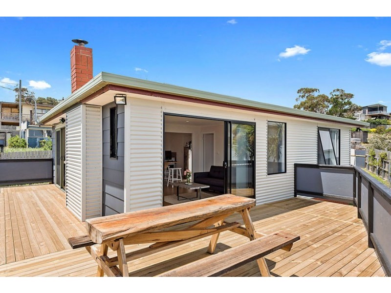 1 Rowan Avenue, Primrose Sands TAS 7173