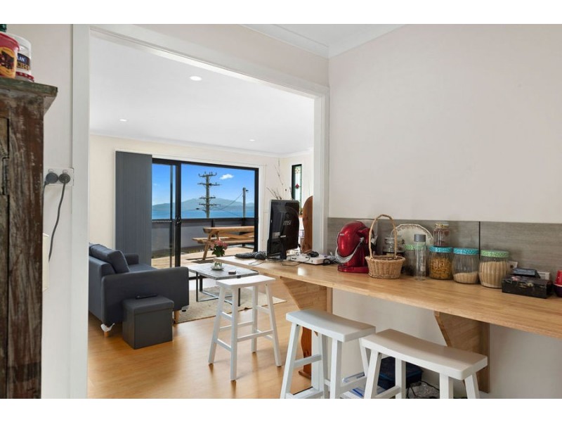 1 Rowan Avenue, Primrose Sands TAS 7173