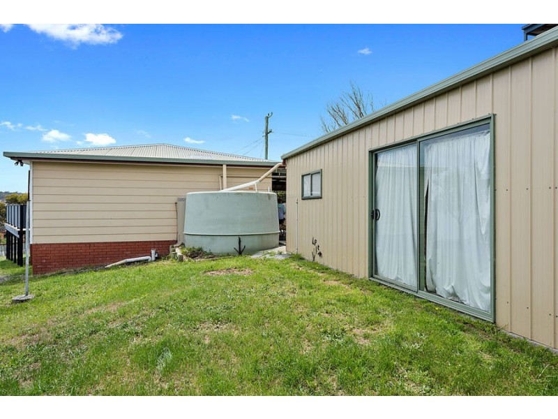1 Rowan Avenue, Primrose Sands TAS 7173
