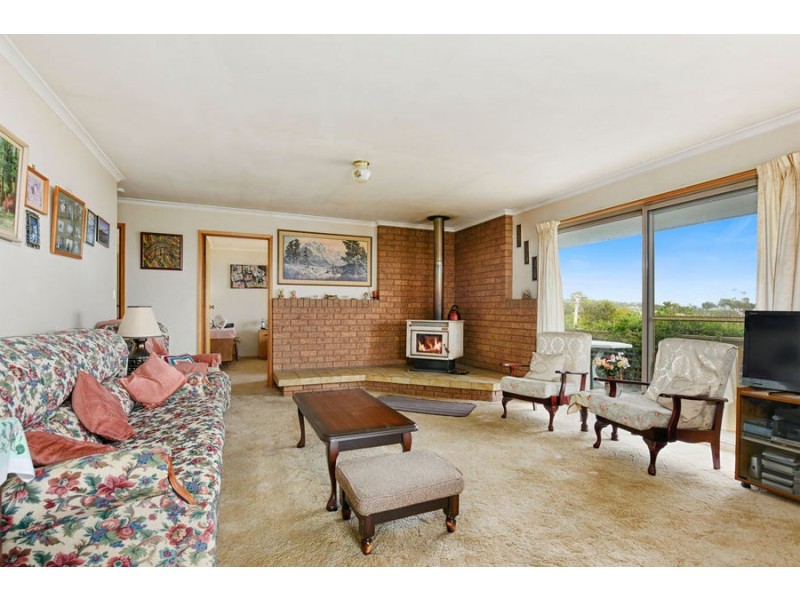 57 Lagoon Road, White Beach TAS 7184