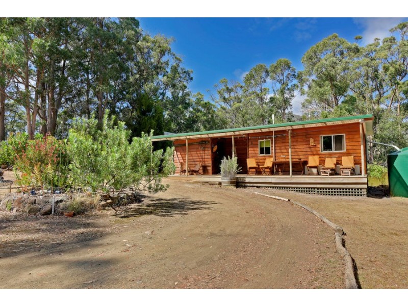 195 Old Jetty Road, Eaglehawk Neck TAS 7179