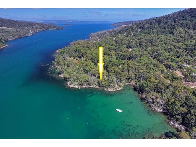 195 Old Jetty Road, Eaglehawk Neck TAS 7179