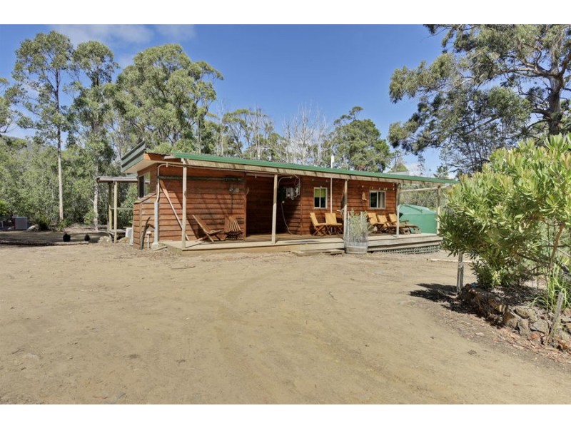 195 Old Jetty Road, Eaglehawk Neck TAS 7179