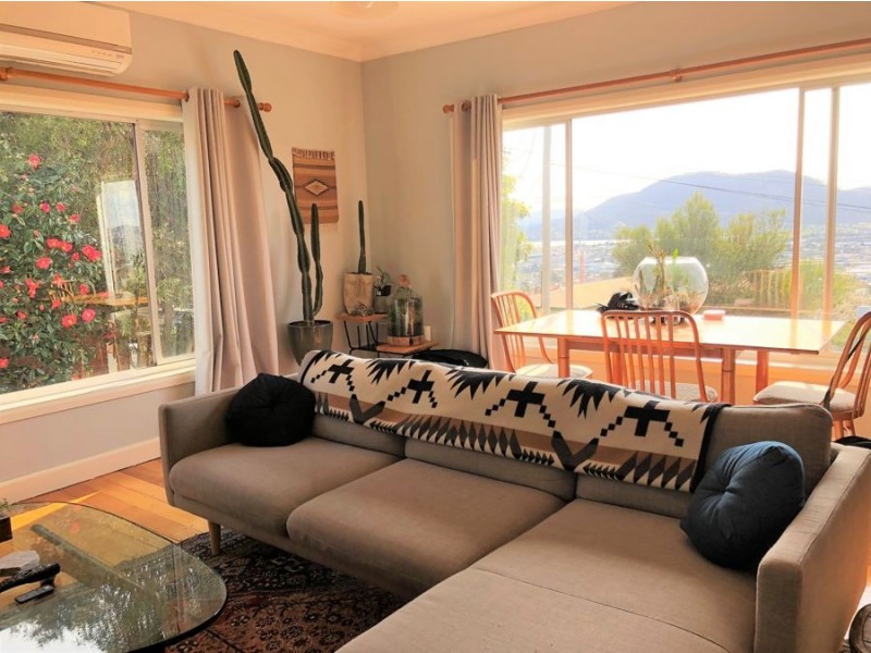 8 Beverley Grove, West Moonah TAS 7009