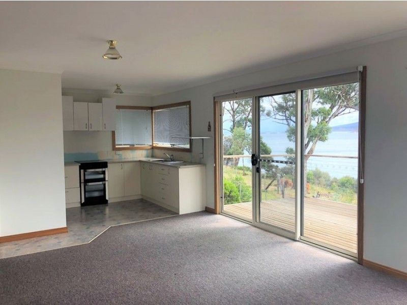 24 Spaulding Street, White Beach TAS 7184