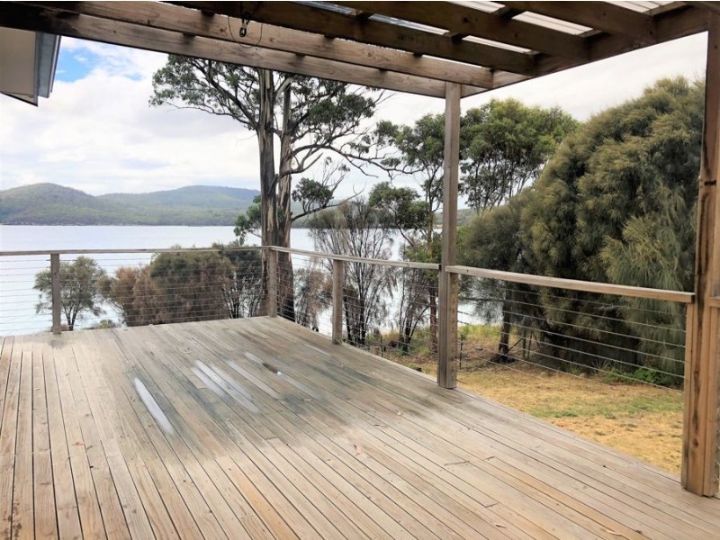 24 Spaulding Street, White Beach TAS 7184