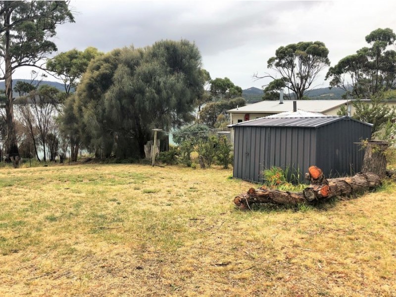 24 Spaulding Street, White Beach TAS 7184