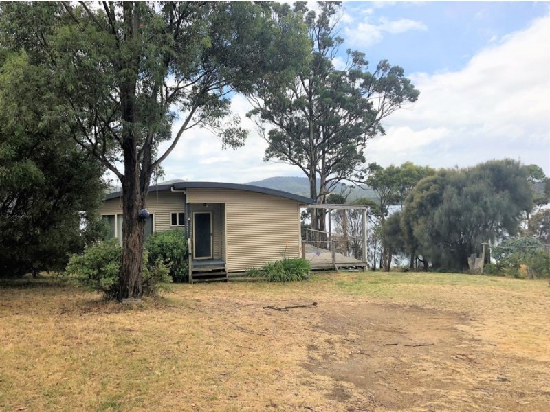 24 Spaulding Street, White Beach TAS 7184