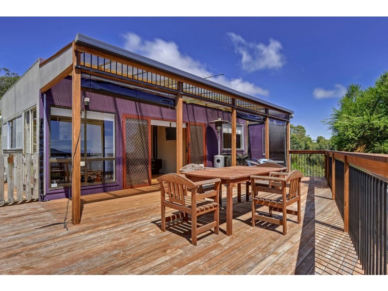 64 Lagoon Road, White Beach TAS 7184