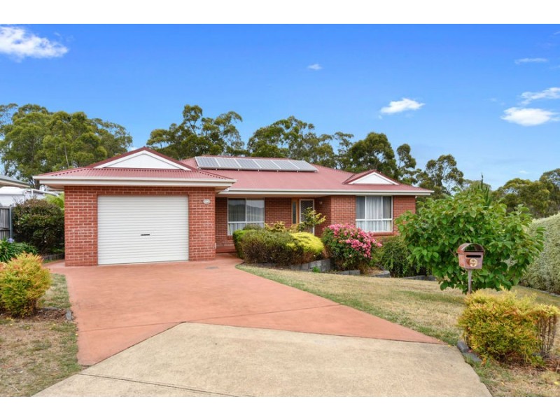 9 Antonio Court, Kingston TAS 7050