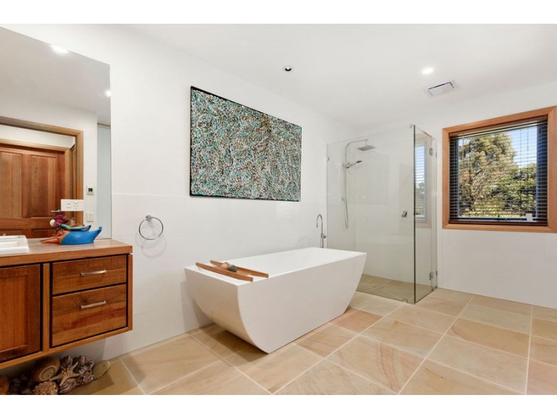 22 Craigs Hill Road, Boomer Bay TAS 7177