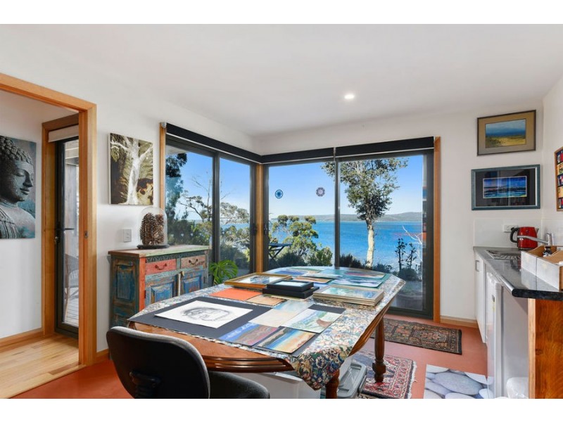 22 Craigs Hill Road, Boomer Bay TAS 7177