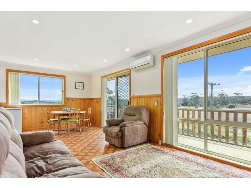 1 Chaffey Drive, Dodges Ferry TAS 7173