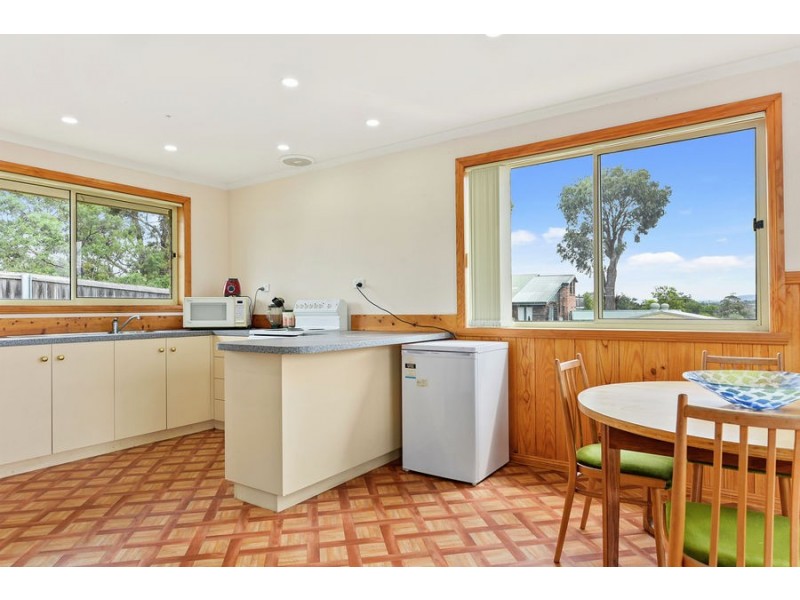 1 Chaffey Drive, Dodges Ferry TAS 7173