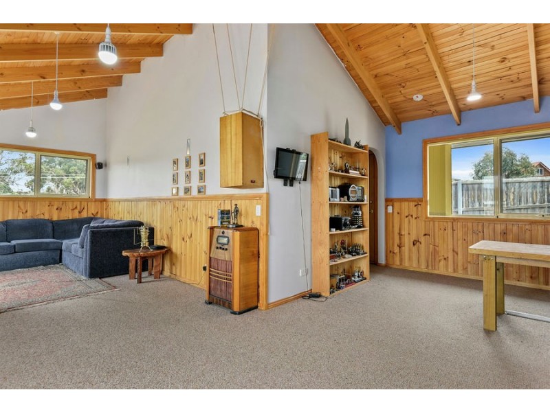 1 Chaffey Drive, Dodges Ferry TAS 7173