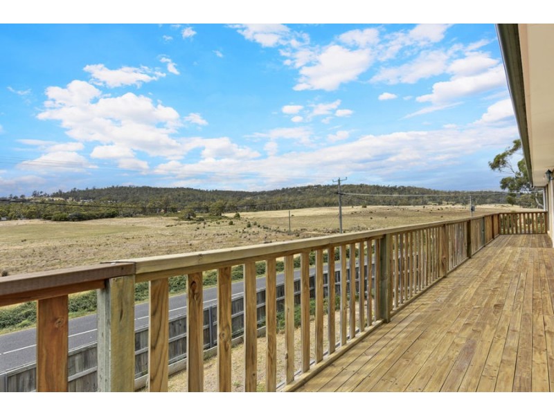 1 Chaffey Drive, Dodges Ferry TAS 7173