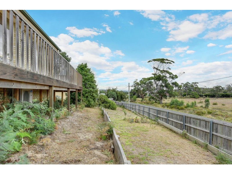 1 Chaffey Drive, Dodges Ferry TAS 7173