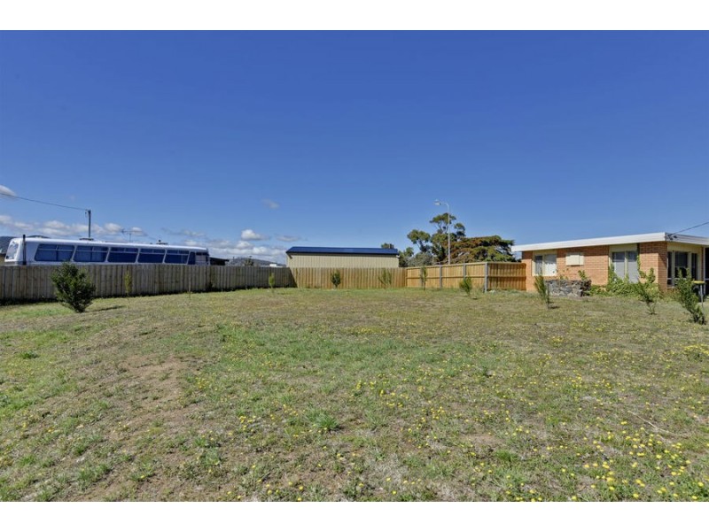 135 Arthur Highway, Dunalley TAS 7177