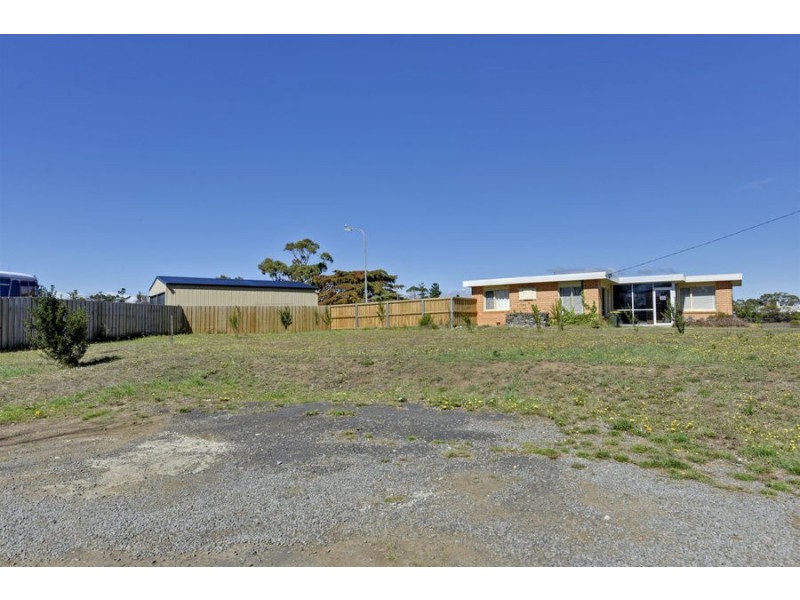 135 Arthur Highway, Dunalley TAS 7177