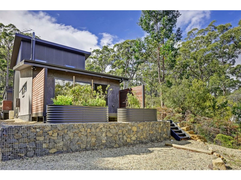 186 Old Jetty Road, Eaglehawk Neck TAS 7179