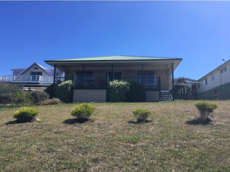 99 Arthur Highway, Dunalley TAS 7177