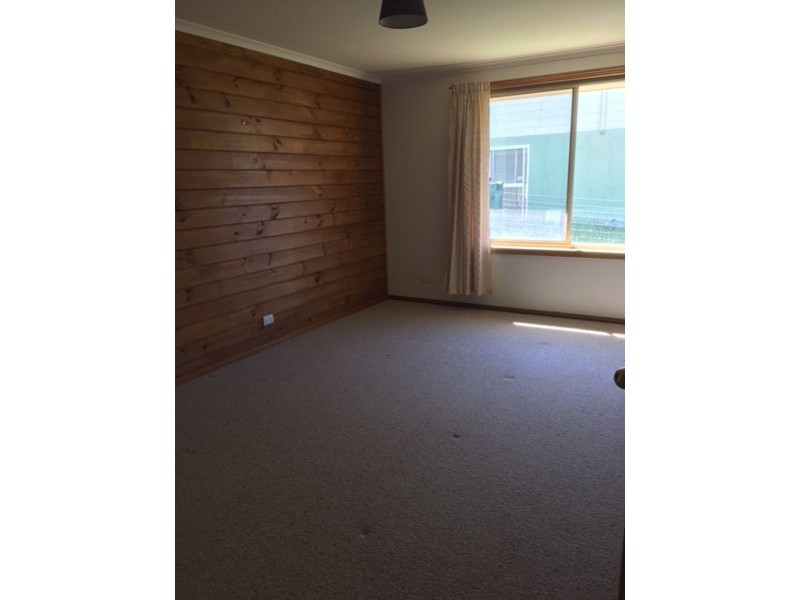 99 Arthur Highway, Dunalley TAS 7177