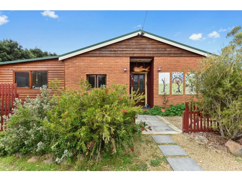 18 Moomere Street, Carlton TAS 7173