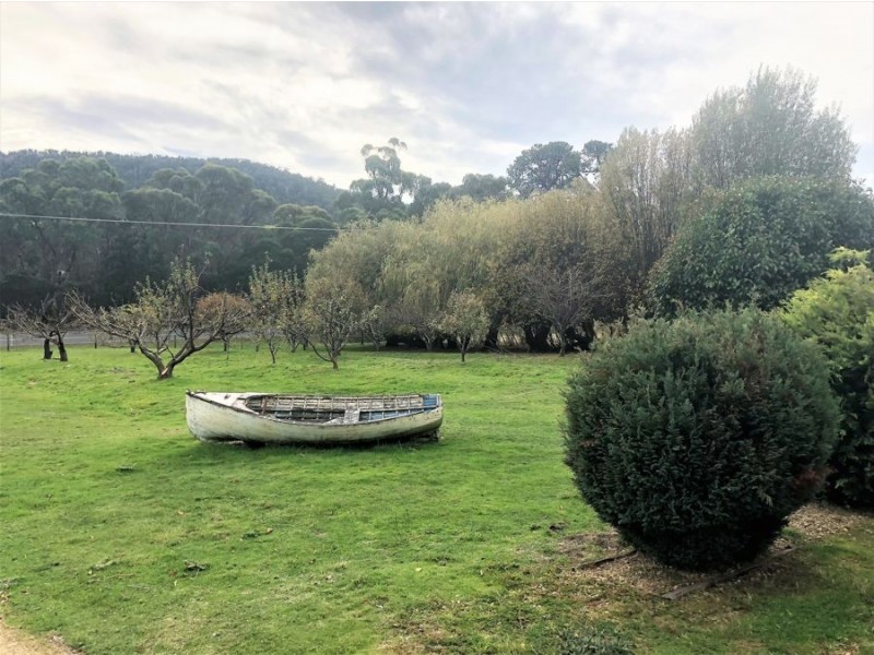 5377 Arthur Highway, Eaglehawk Neck TAS 7179