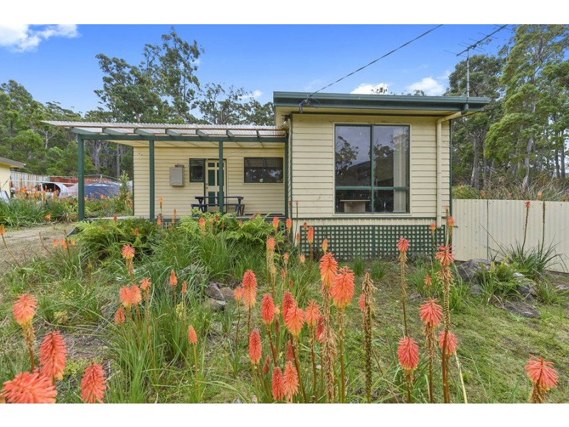 144 Old Jetty Road, Eaglehawk Neck TAS 7179