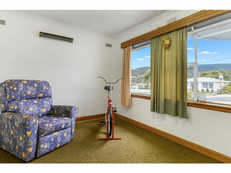 12 Maitland Street, Glenorchy TAS 7010