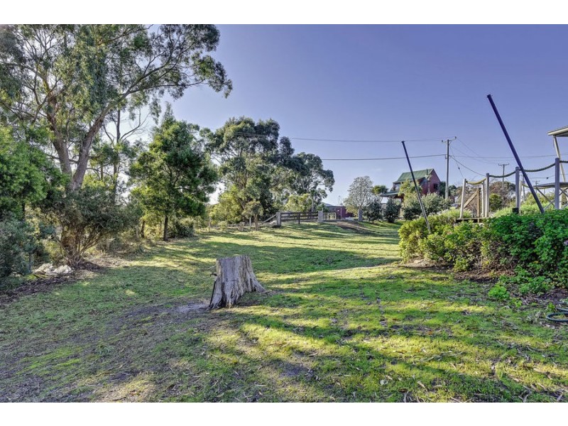 6 Wedge Avenue, White Beach TAS 7184