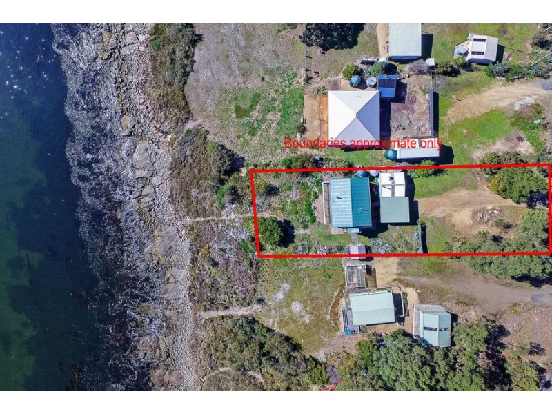 572 White Beach Road, White Beach TAS 7184