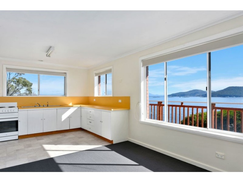 572 White Beach Road, White Beach TAS 7184