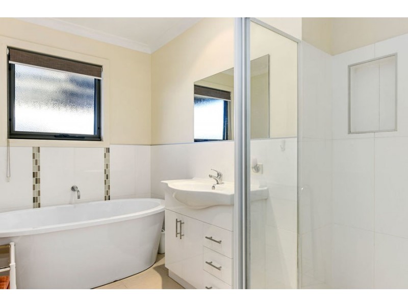25 Abate Place, Midway Point TAS 7171