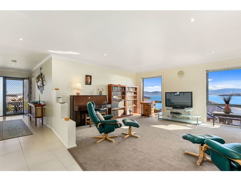 25 Abate Place, Midway Point TAS 7171