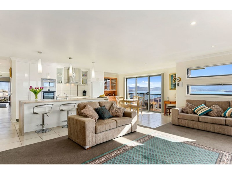 25 Abate Place, Midway Point TAS 7171