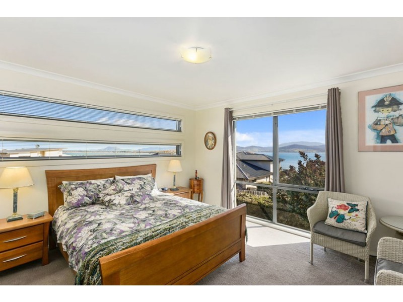 25 Abate Place, Midway Point TAS 7171