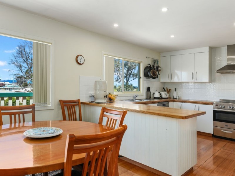 42 Bay Street, Dunalley TAS 7177